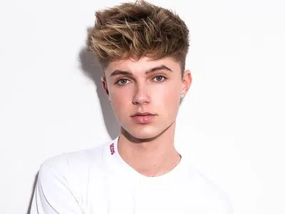 Picture of HRVY