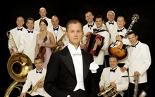 Max Raabe & Palast Orchester