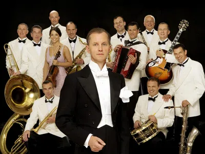 Max Raabe & Palast Orchester